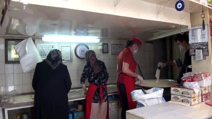 Demirci'nin ramazan geleneği "susamlı helva" 120. yılını kutluyor