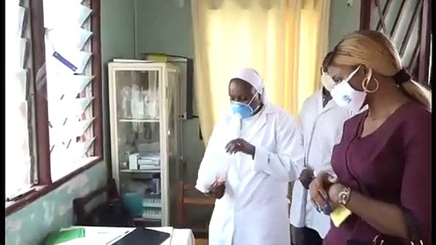 Mgr Samuel Kleda, l'évêque camerounais qui soigne le coronavirus