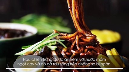 “Ngất ngây” với những món ăn không thể ngầu hơn nhờ màu đen huyền bí