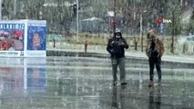 Erzurum'da baharı beklerken kış geri geldi...Mayıs ayında kent merkezine lapa lapa kar yağdı