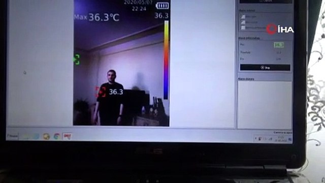 Lise mezunu genç, Korona alarm sistemli kabin yaptı