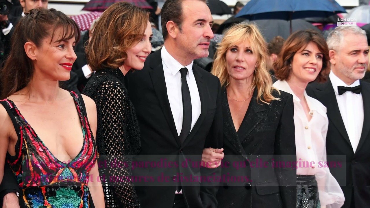 Elsa Zylberstein : son hilarante parodie du Festival de Cannes dans…ses escaliers