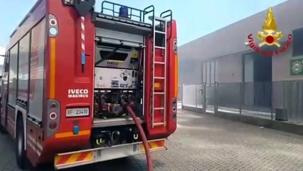 Codogno (LO) - Incendio nella zona industriale (07.05.20)