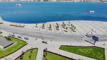 Sokağa Çıkma Kısıtlaması Sonrası Üsküdar Meydanı Boş Kaldı