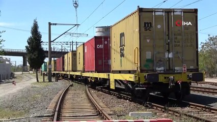 Marmaray’dan geçen ilk yurt içi yük treni varış istasyonuna ulaştı