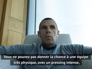 Règlement - Gustavo Poyet est contre l'idée de 5 changements par équipe