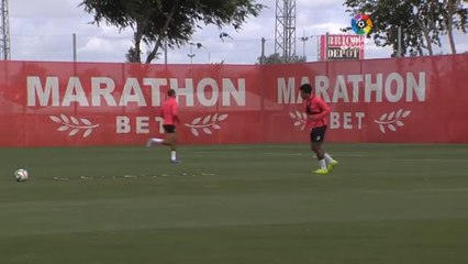 El Sevilla se reinventa en su regreso a los entrenamientos