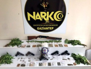 Uyuşturucu tacirlerine dev operasyon