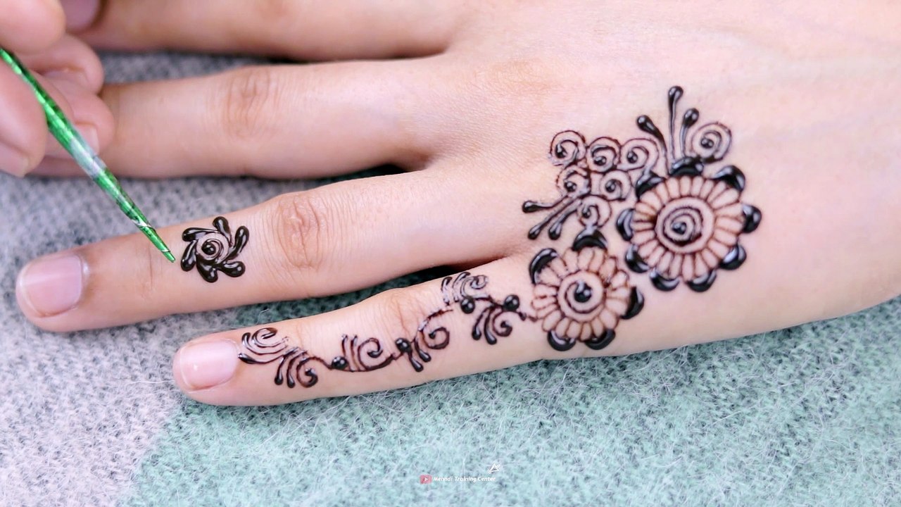 كيف تتعلم تصميم موقع قران بسيطة - تصميم موقع قران جديدة تصاميم موقع قران جميلة - تصاميم الحناء ٢٠٢٠