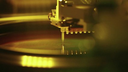 스마트폰 부진에 반도체 역성장 전망 잇따라 / YTN