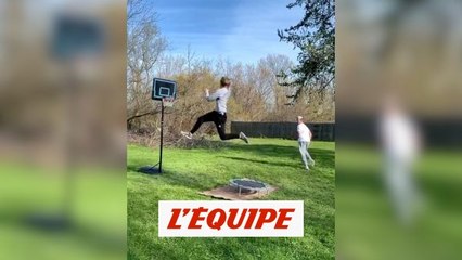 Une incroyable combinaison pour un alley-oop de haut vol - Basket - WTF