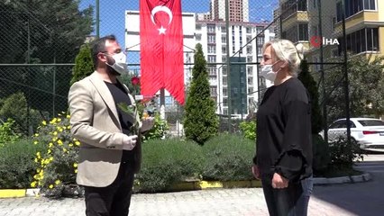 Esenyurt Belediyesi barınak gönüllüsü anneleri unutmadı