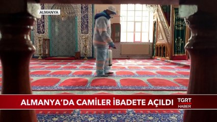 Almanya'da Camiler İbadete Açıldı