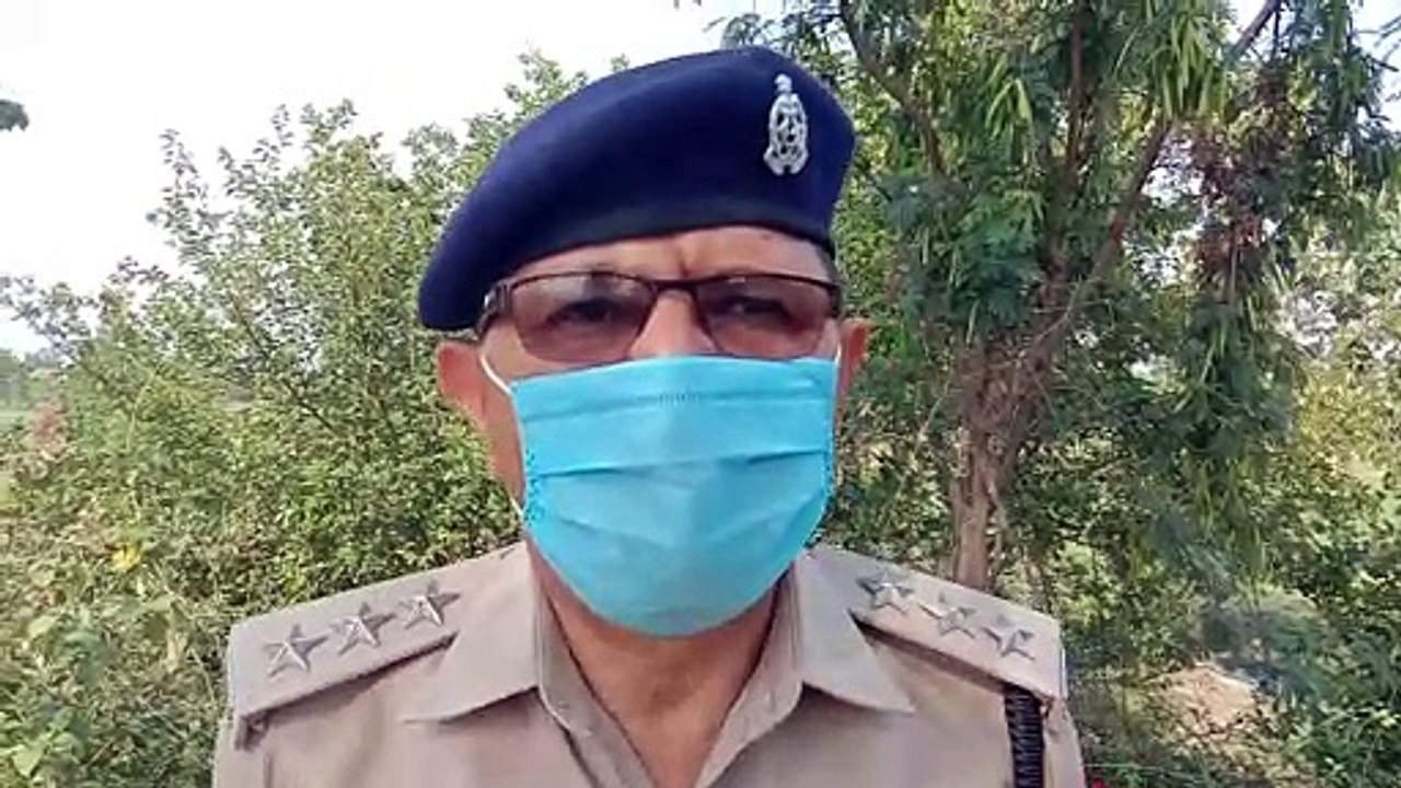 थाना स्वार पुलिस ने अलग अलग जगहों से 700 ग्राम चरस के साथ 6 अभियुक्तों को पकड़ा