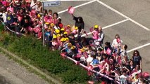 Giro d'Italia pays tribute to cycling fans