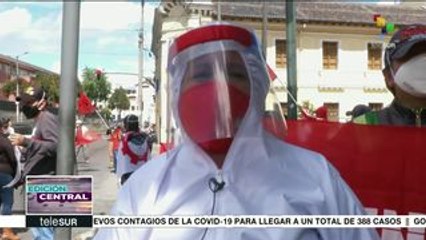 Docentes de Ecuador también rechazan recortes a la educación