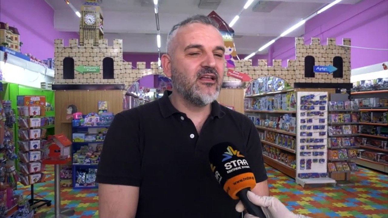 Ανεβάζουν ρολά τα καταστήματα στη Λαμία - Οι κα...
