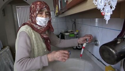 Kimliğine göre 122 yaşında olan kadın: 'Doğduğumda babam yaşımı büyük yazdırmıştır, o kadar sene insan yaşar mı?'