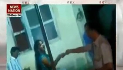 Surat: Policeman caught dancing with bar girl