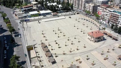 Sokağa çıkma kısıtlamasının uygulandığı Şanlıurfa'da cadde ve sokaklar boş kaldı