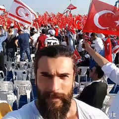 ertugrul gazi	darama actor Beautiful Picture with Family and Friends