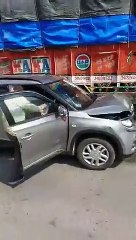 Ek sharabi ne gadi ki takkar se ghoda mar diya