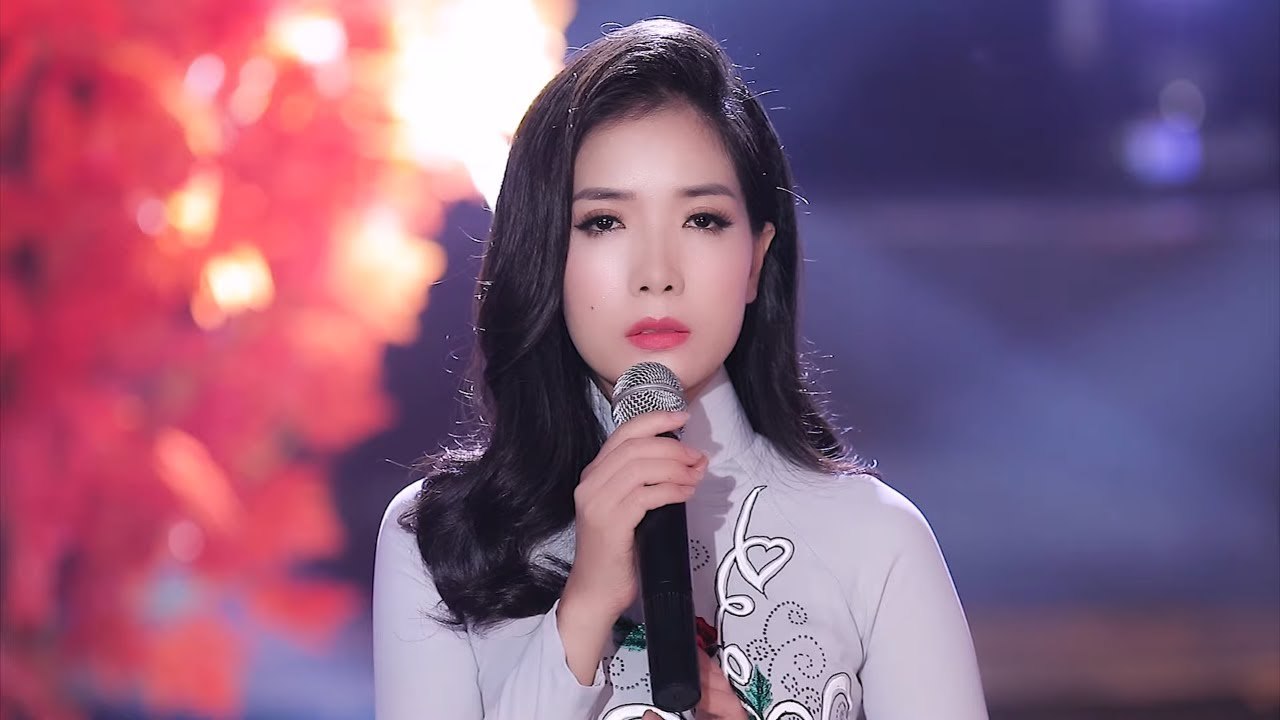 Vẫy Tay Chào - Thúy Huyền Bolero  Official MV