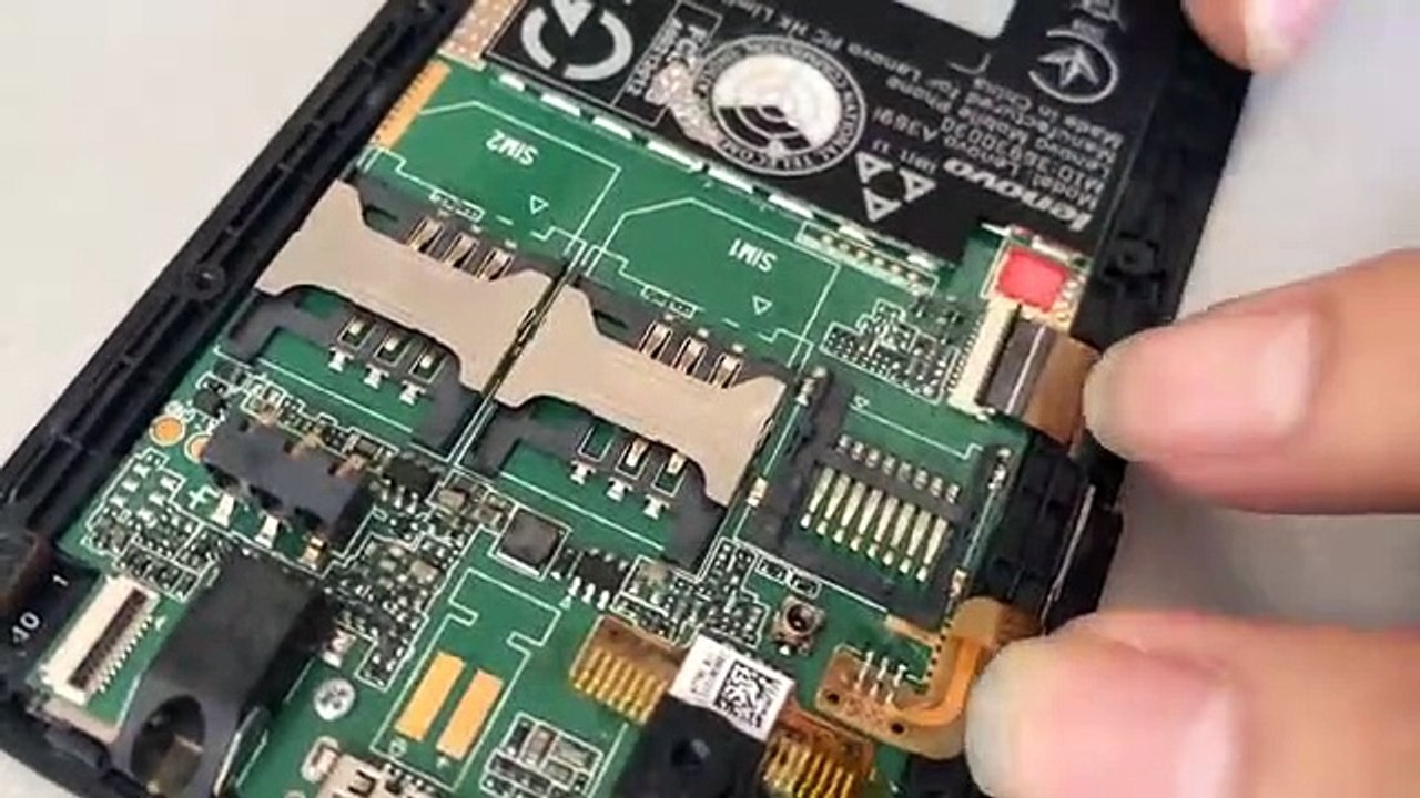 Restorasion Mobile phone on new