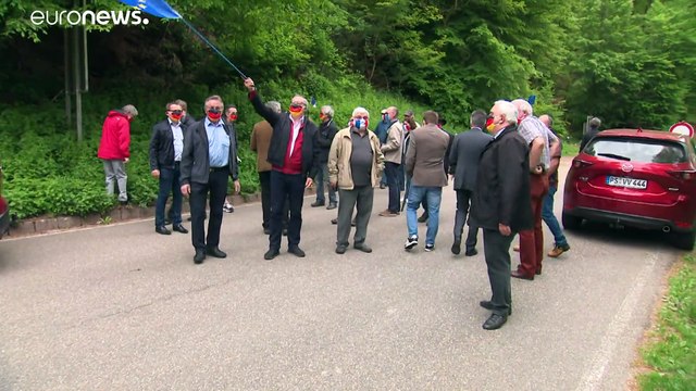 Европейцы протестуют против ограничений