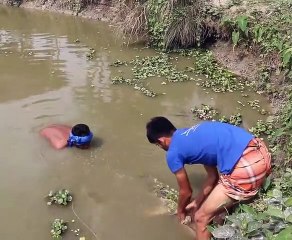 Beautiful Big Fish | Cast Net Fishing For Big Fish | Net Fishing in the Village Pond