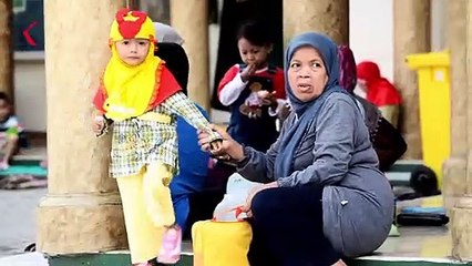 Umat Islam Wajib Berbakti Dan Hormat Pada Orang Tua