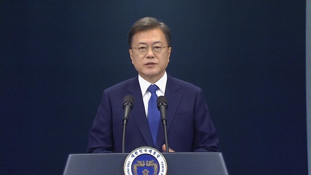 문 대통령 위기를 새로운 기회로...세계 선도 대한민국 목표 / YTN