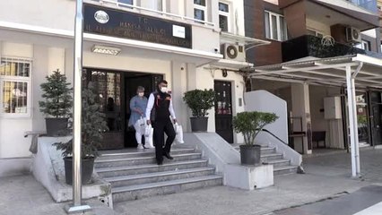 İlk "Anneler Günü"nü karantinada kutladılar