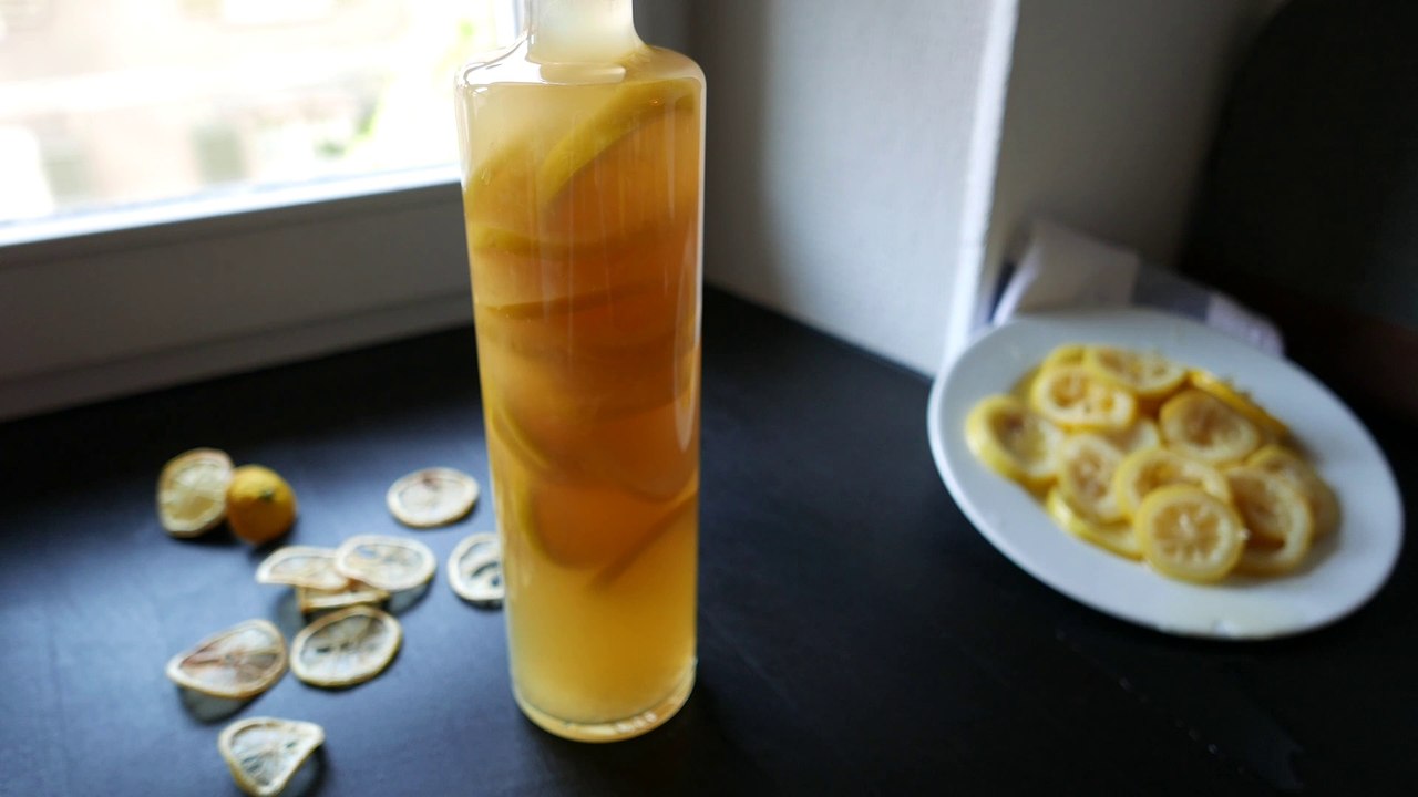 Fresh & Healthy Lemonade Recipe (Comment faire une Limonade)