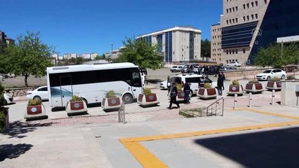 Husumetli olduğu kişiyi darp eden 8 kişi yakalandı