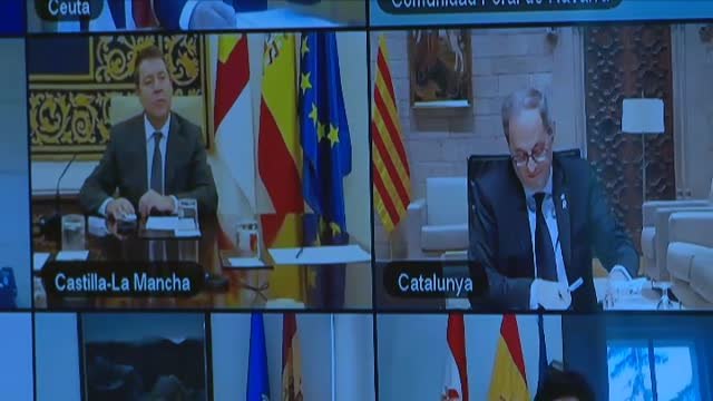 Sánchez se reúne un domingo más con los presidentes autonómicos