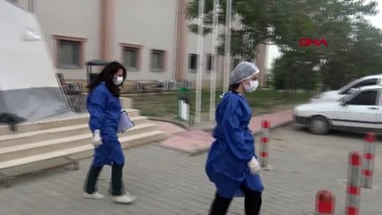 ŞIRNAK Evde bakımı yapılan kadınlara 'Anneler Günü' sürprizi