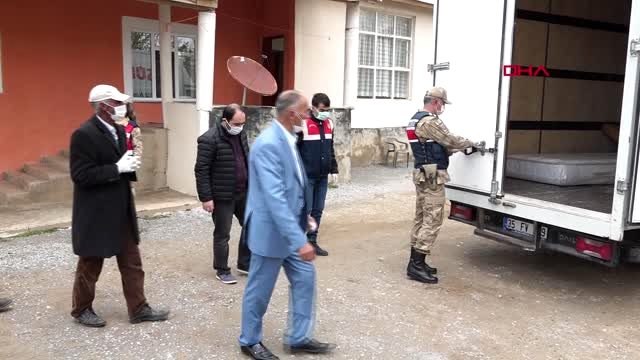 Van'da 122 yaşındaki Emine nineye en güzel anneler günü hediyesi