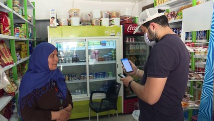 توزيع مساعدات غذائية عبر الهاتف لعائلات تونسية فقيرة خلال الحجر