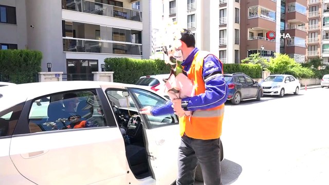 Sağlıkçı kızdan sağlıkçı anneye özel kutlama