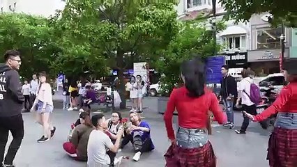 FC ChiPu cover điệu nhảy trong MV “Đoá Hoa Hồng”