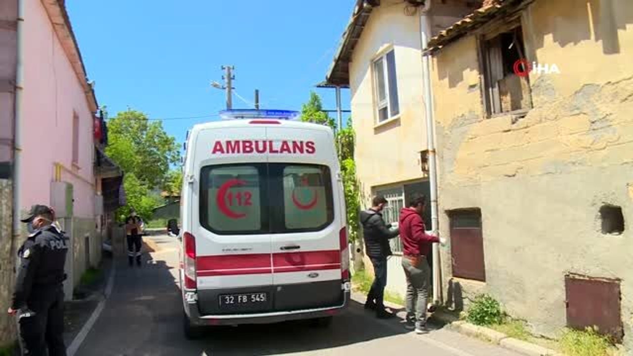 Öldüğü 2 hafta sonra fark edildi, cesedi odun almaya gelen ev sahibi fark etti