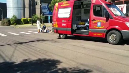 Motociclista sofre laceração no pé após se envolver em acidente na Av. Toledo
