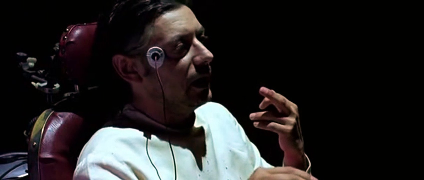 Cortometraje "El tren de la bruja", dirigido por Koldo Serra, protagonizado por Manolo Solo y escrito por Nacho Vigalondo.