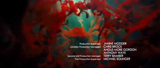 deadpool giống cảnh mở đầu Skyfall (2)