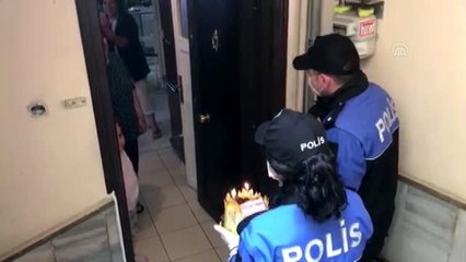 Polisten Anneler Günü ziyareti