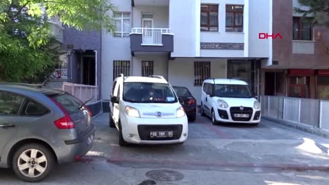 Vefa Sosyal Destek Grubundan yaşlı kadına Anneler Günü'nü kutlaması