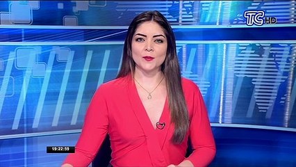 La Armada rindió homenaje a mujeres de varios hospitales en Guayaquil