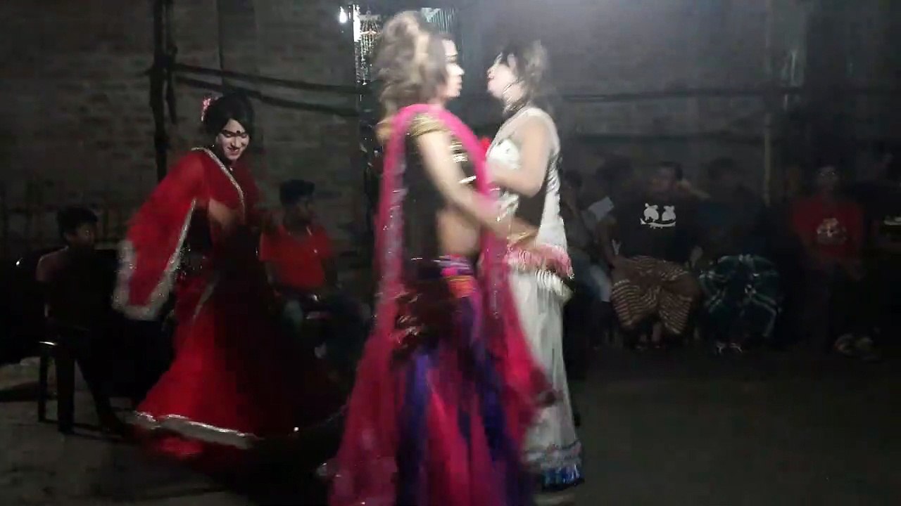 Sonen go roser biyai [ শোনেন গো রসের বিয়াই ]।