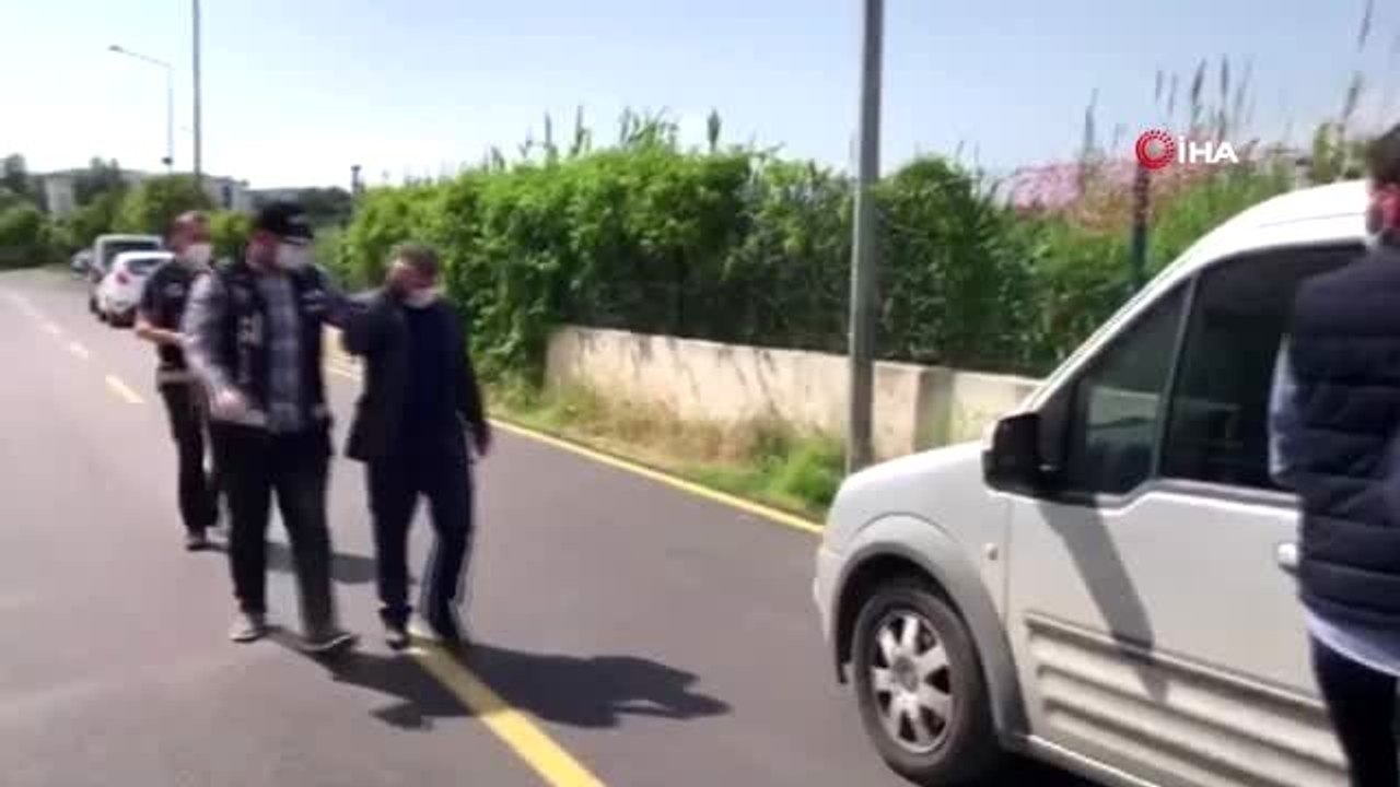 Adana'da ruhsatsız silah operasyonu: 19 ruhsatsız silah ele geçirildi, 3 kişi de gözaltına alındı